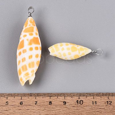 Brass & Natural Mitra Shell Big Pendants SHEL-Q029-17P-1