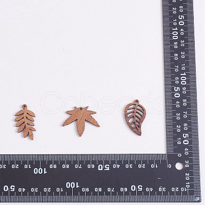 16Pcs 8 Style Autumn Theme Natural Walnut Wood Pendants WOOD-SZ0001-29-1