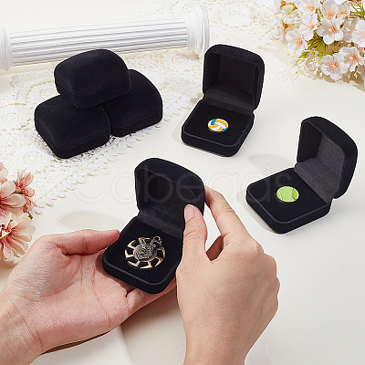 Plastic Cover with Velvet Brooch Packing Boxes VBOX-WH0012-04A-1