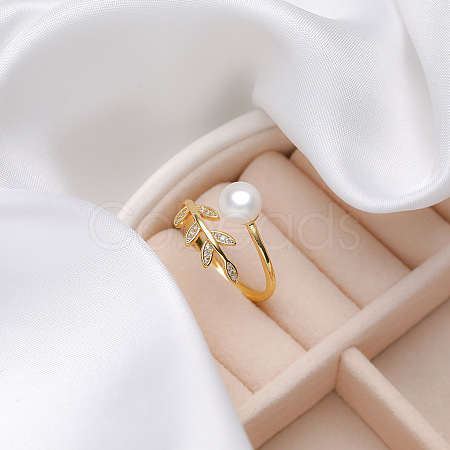 Natural Freshwater Pearl with Clear Cubic Zirconia Cuff Rings WGACE42-19-1