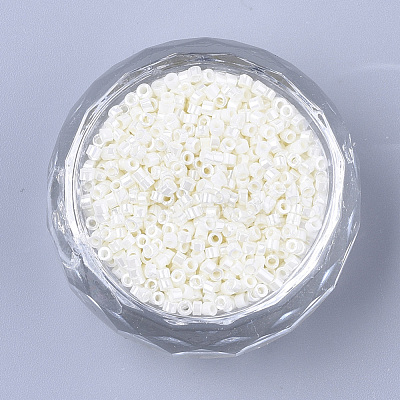 Glass Cylinder Beads SEED-Q036-01A-F04-1