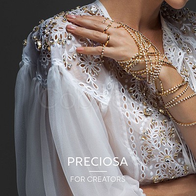 Preciosa® MAXIMA Crystal Round Stones Y-PRC-RBSS24-00030-270-1