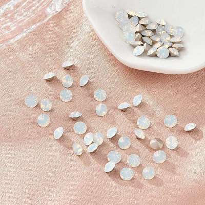 Preciosa® MAXIMA Crystal Round Stones Y-PRC-RBSS39-01000-1