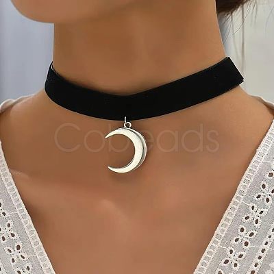 Gothic Moon CCB Plastic Pendant Black Velvet Choker Necklaces for Women FS-WG30AE2-01-1