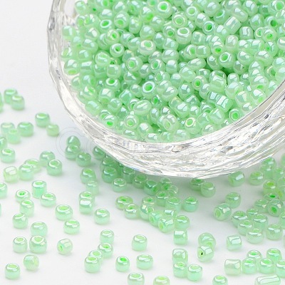 8/0 Glass Seed Beads SEED-US0003-3mm-144-1
