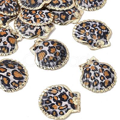 Brass & Natural Shell Pendants SH-CBA27C9-02-1