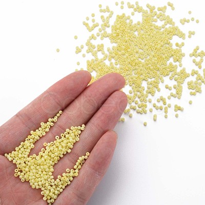 13/0 Glass Seed Beads SEED-T005-14A-A04-1