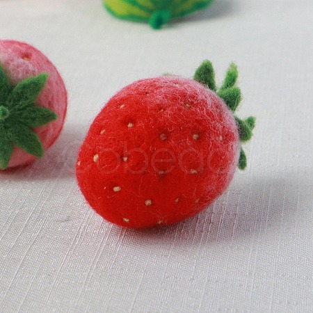 Strawberry Needle Felting Kit DIY-I091-02-1