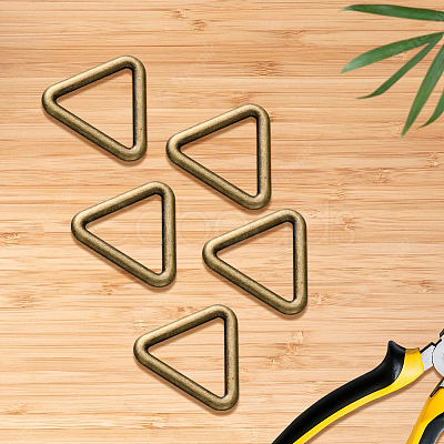 20Pcs Triangle Alloy Linking Rings FIND-CY0001-17AB-1
